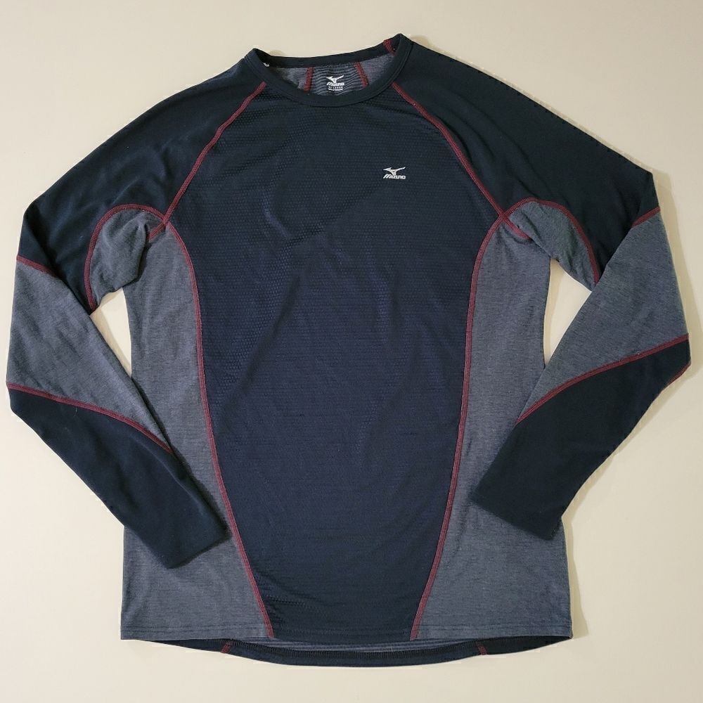 Mizuno Men's BREATH THERMO® Long Sleeve Black Crewneck Pullover Performance Top